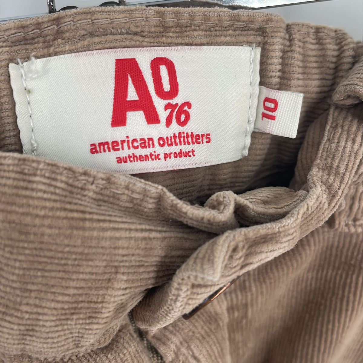 1-Pantalon American Outfitters 10 ans