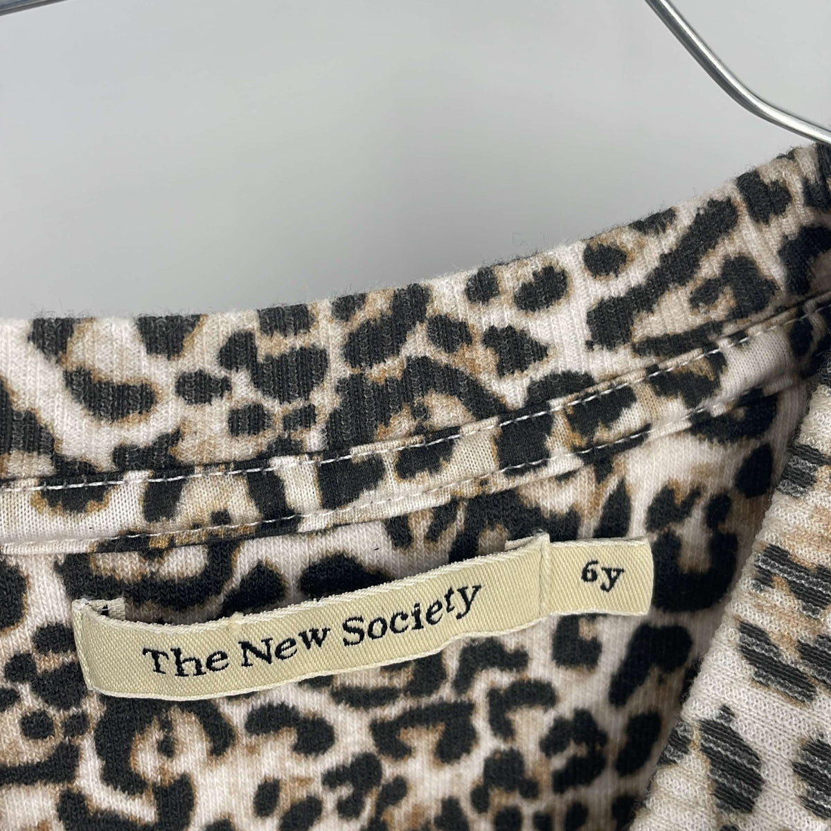 1-Sweat The New Society 6 ans