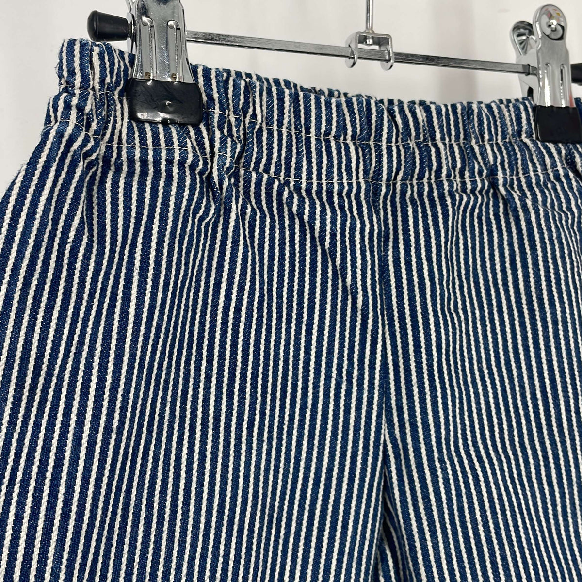 1-Pantalon Marque Inconnue 12-18 Mois