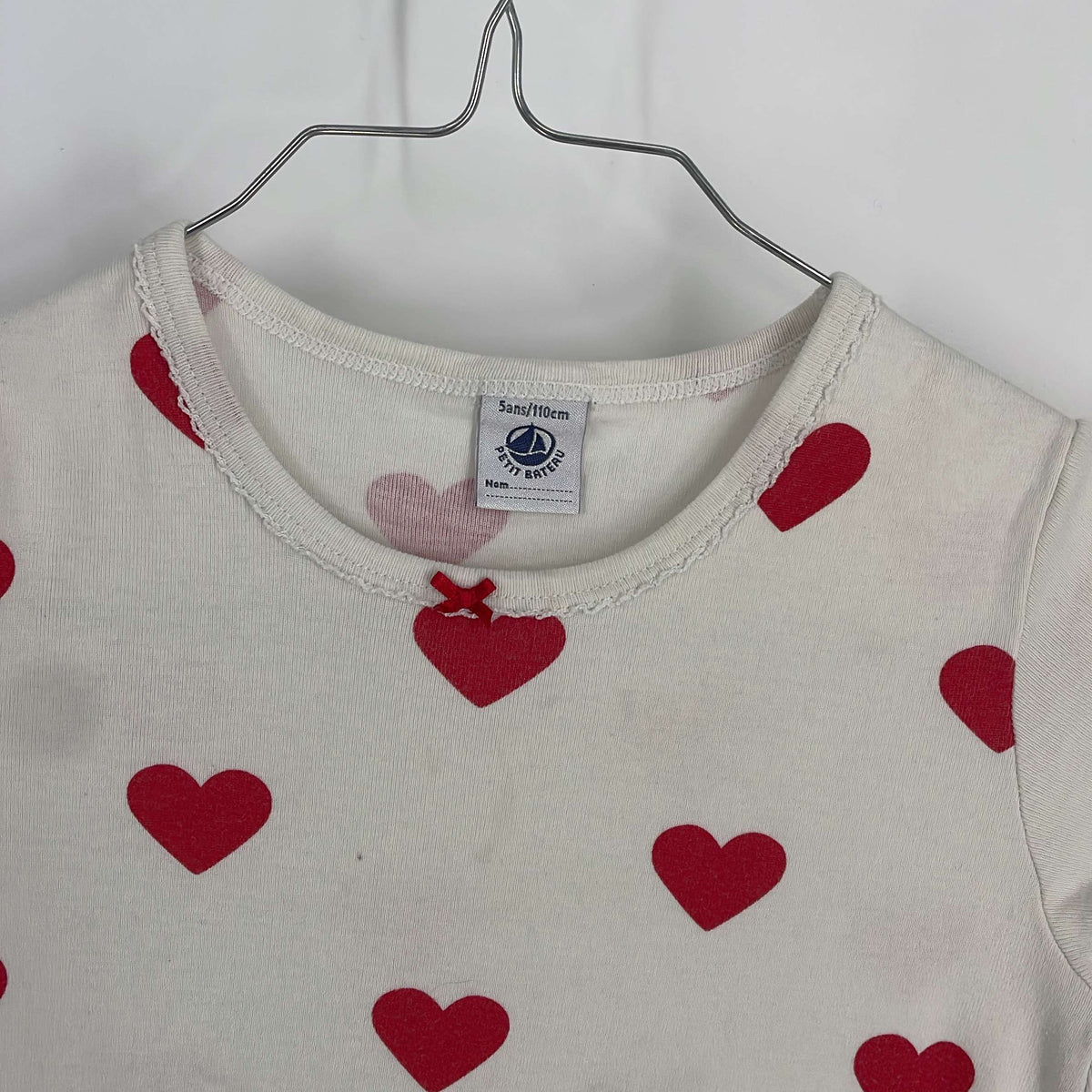 1-T-shirt manches courtes Petit Bateau 5 ans
