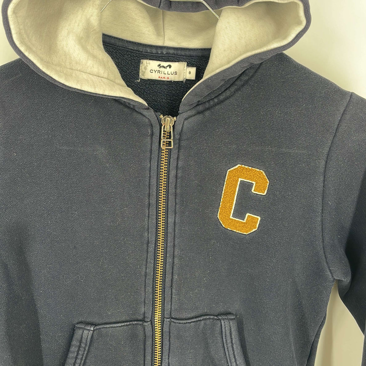 1-Sweat Cyrillus 8 ans
