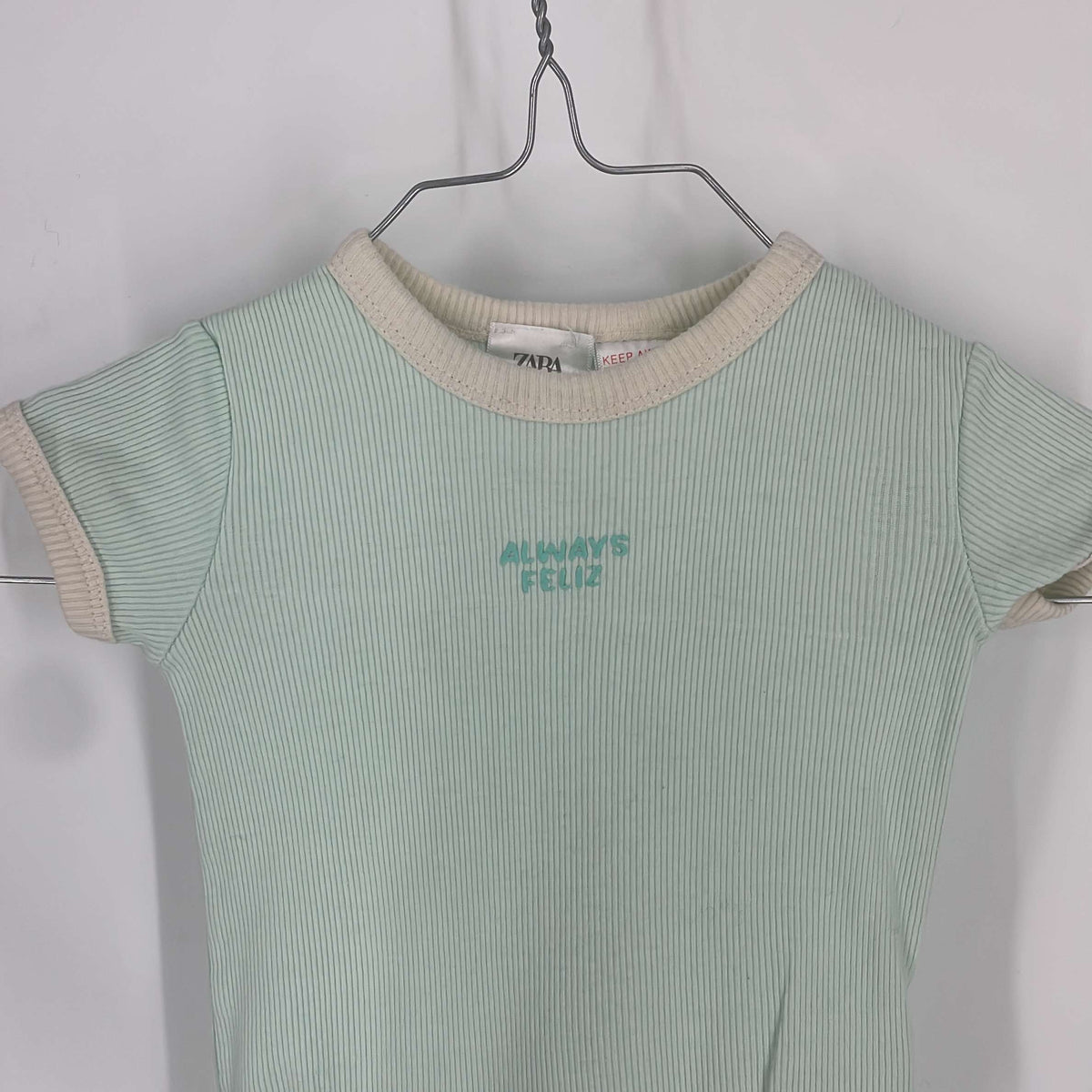 1-Short Zara Kids 9-12 Mois