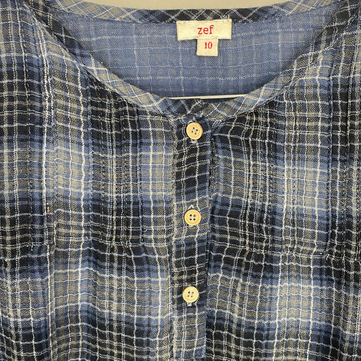 1-Chemise/blouse Marque Inconnue 10 ans