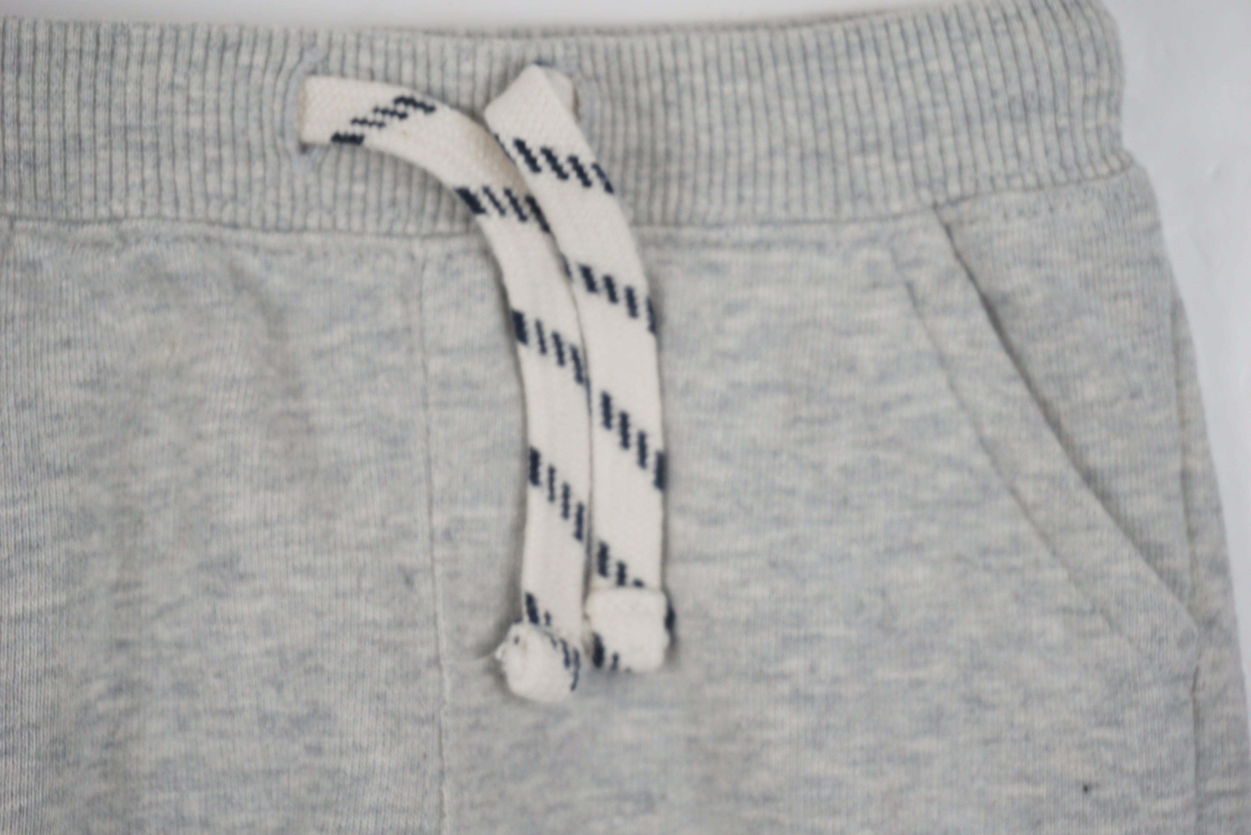 Pantalon Gris - 6 mois