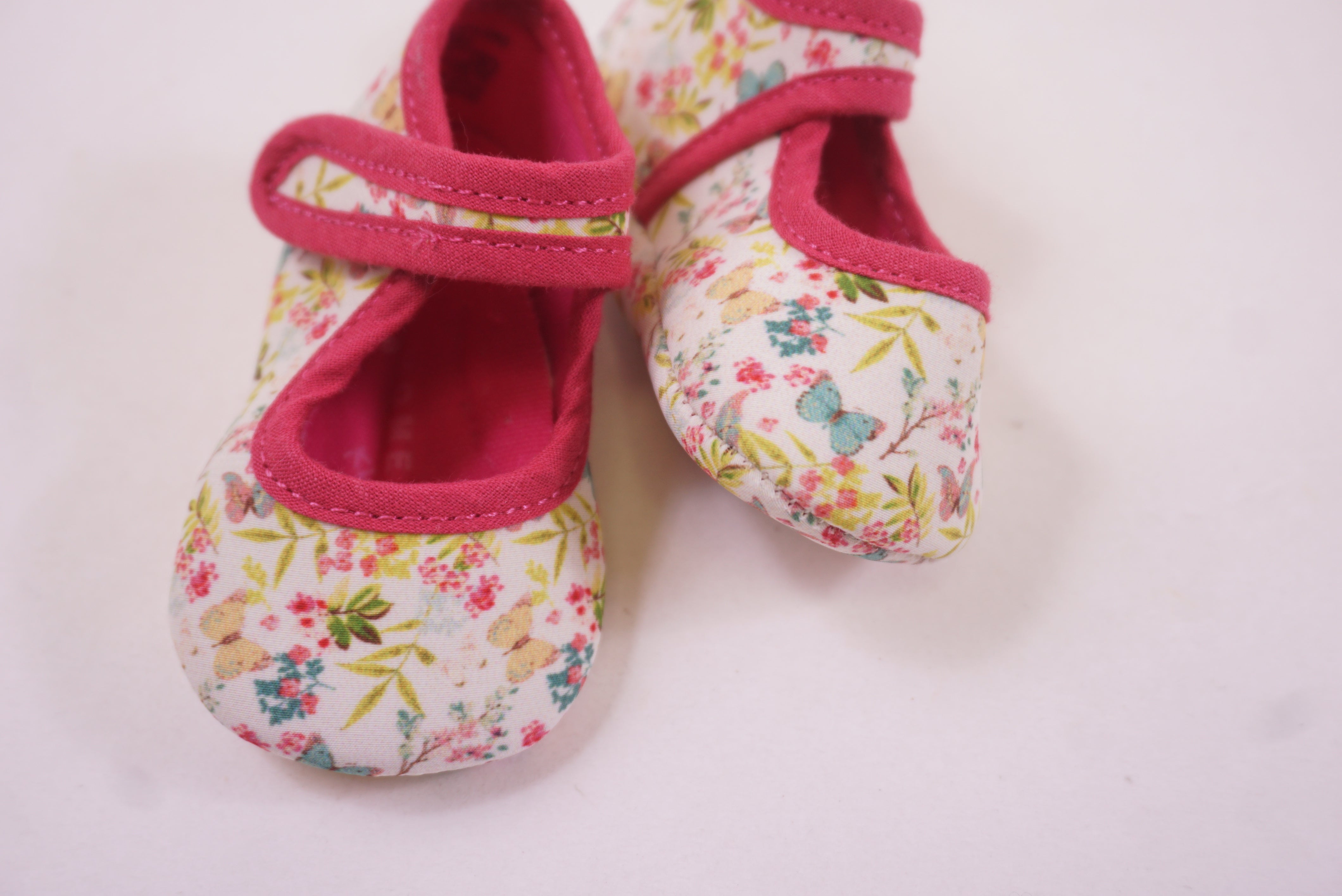 Chaussures Multicolore - 16