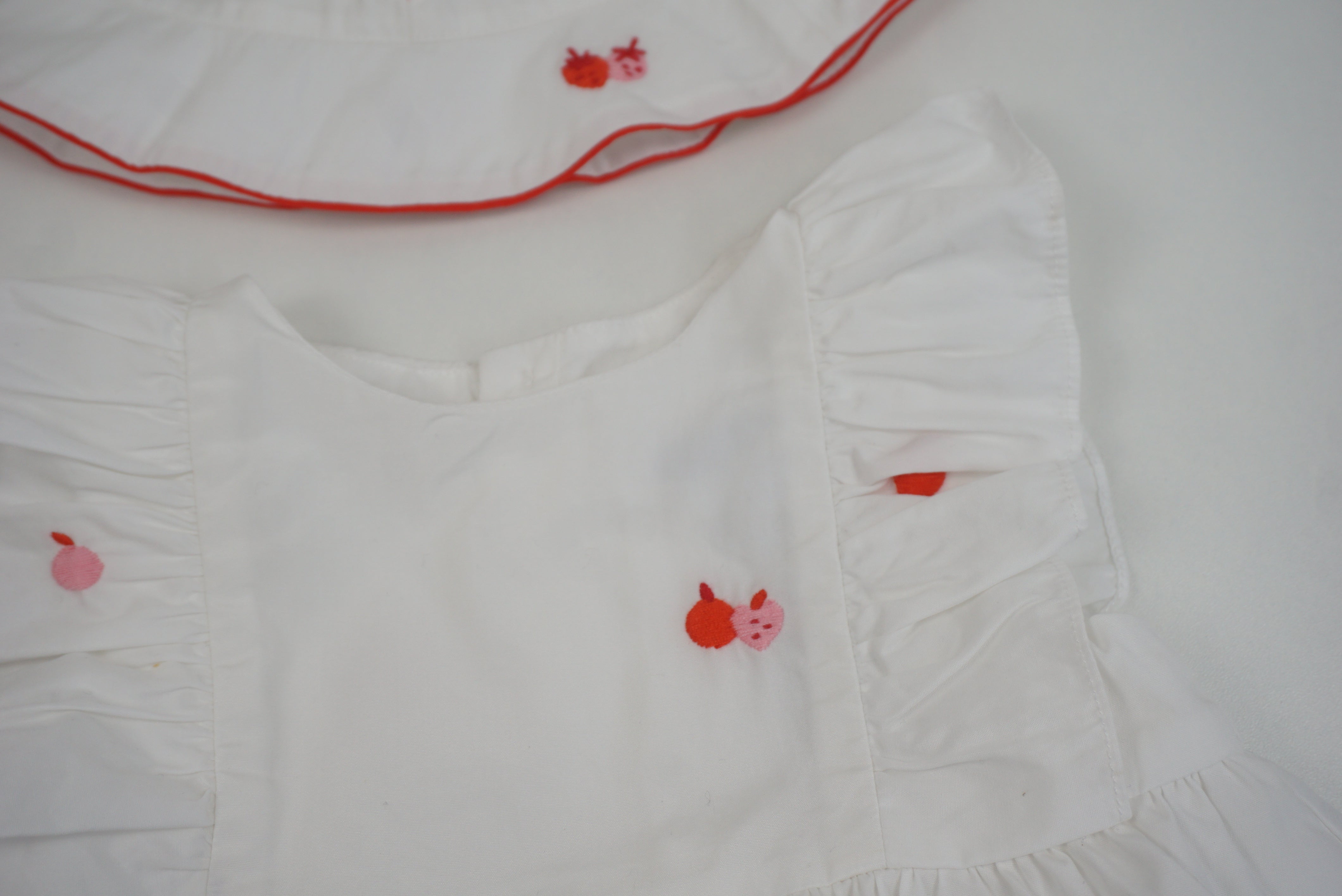 Robe et bob Blanc - 6 mois