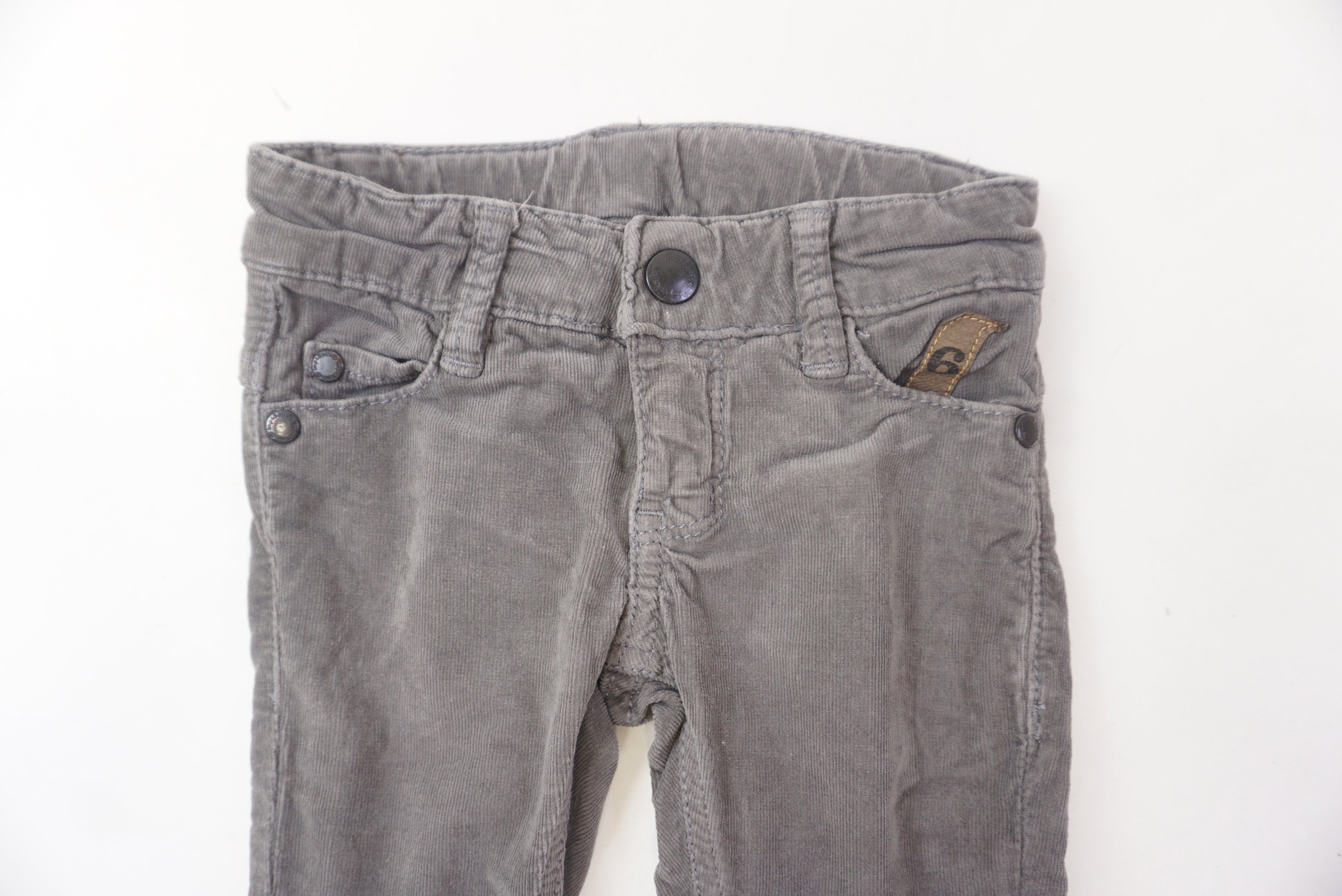 Jean Gris - 9/12 mois